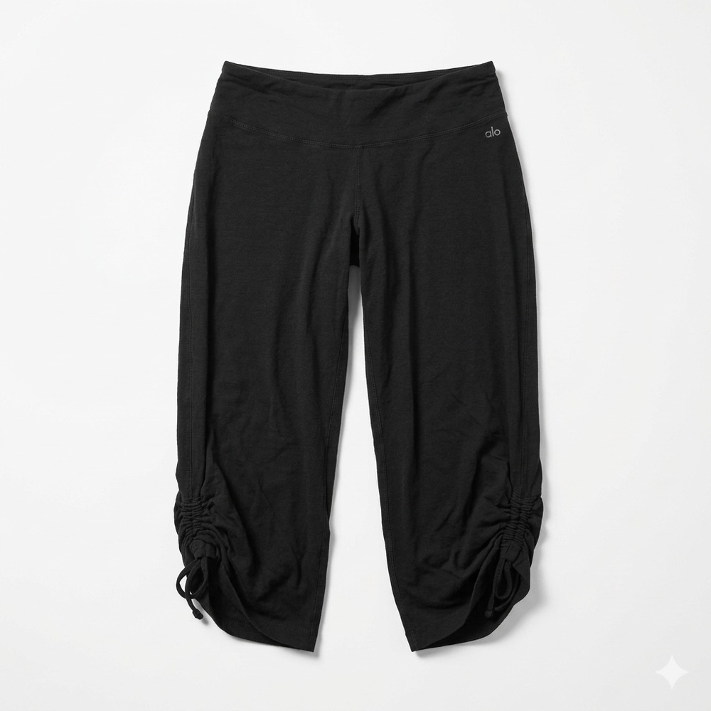 ALO Yoga 2000’s Y2K Athleisure Capri Pants